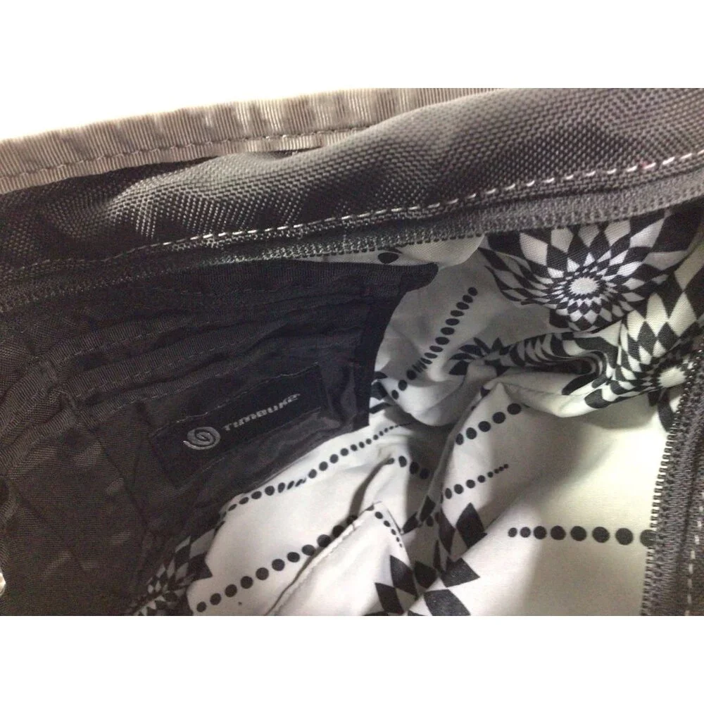 Timbuk2 Black and Gray Shoulder Bag - Picture 8 of 9